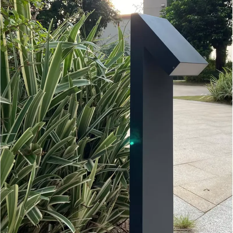 Luminária de Caminho em Latão  - Outdoor Lighting Brass avaliação e preço